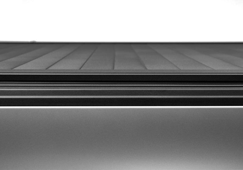 Retrax 21-26 Ford F-150 SuperCrew/SuperCab/Reg Cab 6.5ft Bed RetraxPRO EZ-Off FRC-4000
