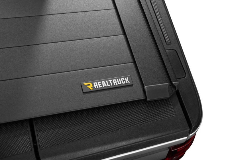 RealTruck 07-21 Toyota Tundra CrewMax 5.5ft w/Deck Rail Sys (No Bed Box) RetraxPRO EZ-Off FRC-4000