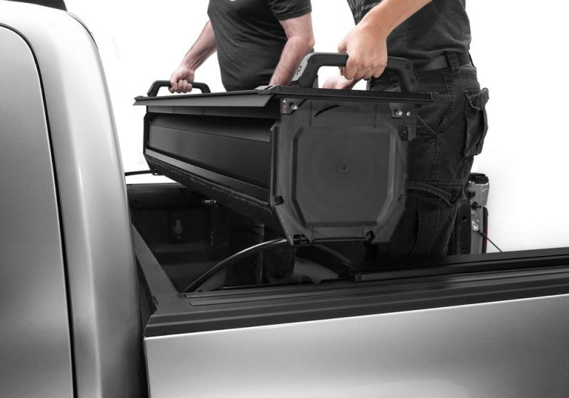 Retrax 17-26 Ford F-250/350 Super Duty Short Bed 6ft8in. RetraxPRO EZ-Off FRC-4000